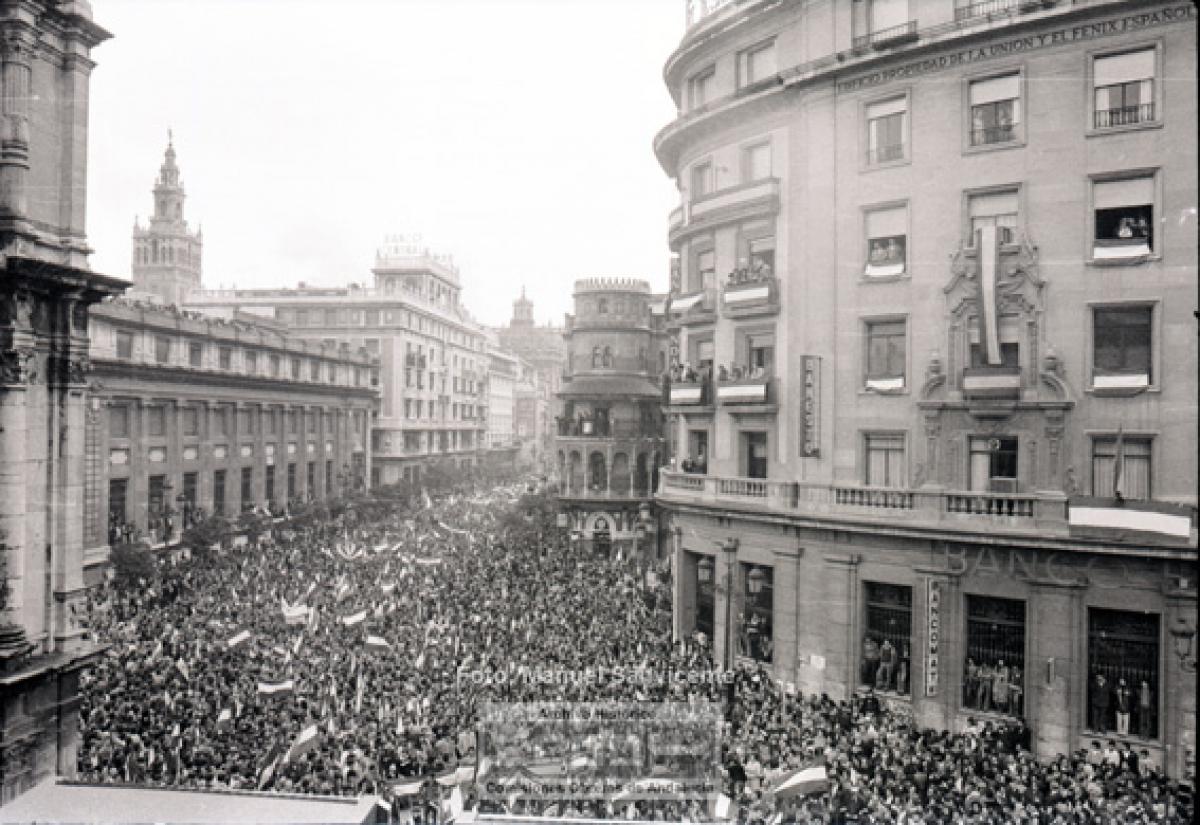 Manifestación por la Autonomía, Sevilla, 4 de diciembre de 1977.